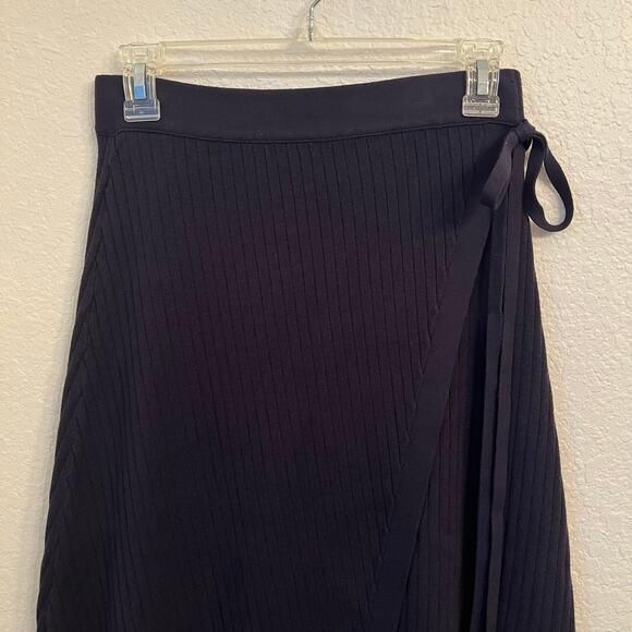 Pari Desai Ribbed Knit Wrap Skirt Small Midi Ribbed Navy Blue Academia Heritage - Picture 3 of 12